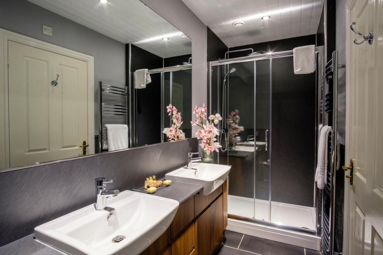 The Gretna Chase Hotel Екстериор снимка